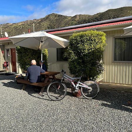 Roxburgh Motels Exterior photo